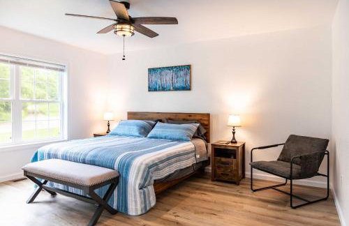 Lakeview Retreat, 6BR with Hot Tub Bliss - Foto 22