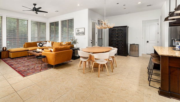 Upstay - Spacious Home w Pool-hot Tub-office-yard - Foto 4, Habitación