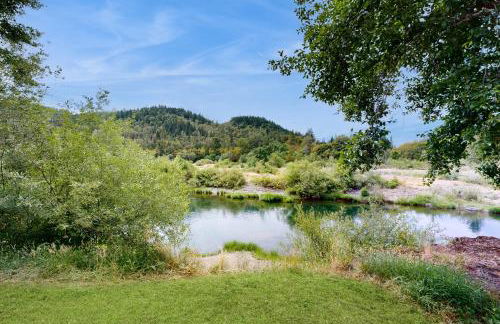 Walk to River Myrtle Creek Studio Near I-5 - Foto 3