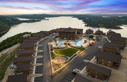 High Cliff Cabin + Private Hot tub at Table Rock Lake - Foto 54