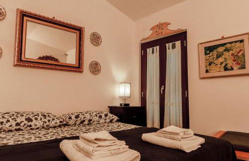 House in Central Todi with Sensational Views of Surrounding Countryside - Photo 26