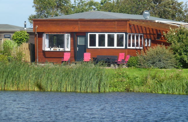 8 Pers Large Seaside Home in Front of the Lauwersmeer - Foto 1