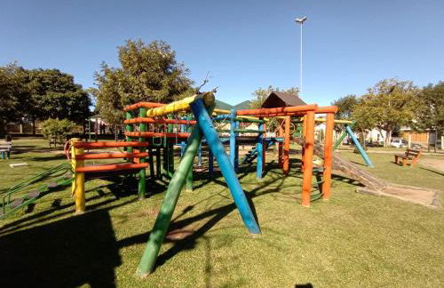 CASA OTTON - Casa aconchegante, 3 quartos com cama de casal todos com ar condicionado - Foto 40