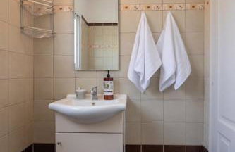 Manos Beach House Salamina - Foto 27