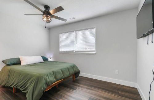 Groovy Getaway king suites, sleeps 8, dogs ok - Foto 32