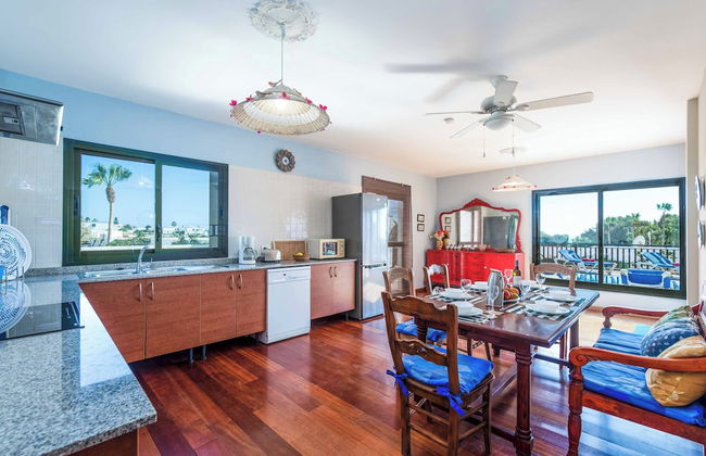 Puerta de Hierro - Photo 21