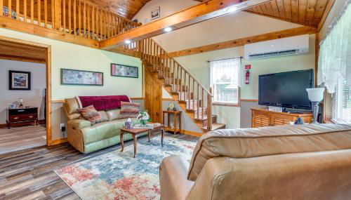 Inviting Peru Cabin with Patio, Grill and River Access - Foto 2