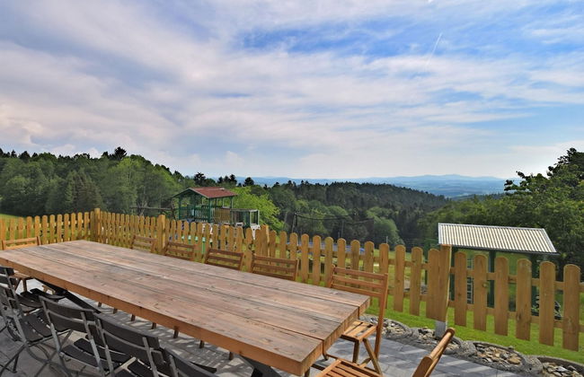 Alpine View Wellness Escape - Photo 4