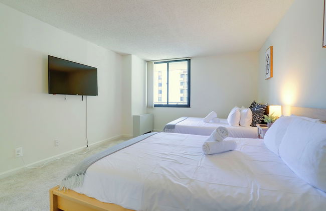 Serene DC-Area Apartments - Photo 9