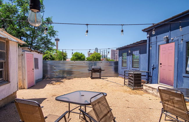 Stunning 3BR 2BA Haven in Downtown s Heart - Foto 24