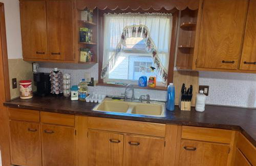 Sleep12-16guests ranch in West Seneca entire house - Foto 59