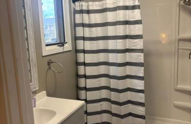 Upscale Anchorage Getaway, Cozy & Newly Remodeled - Foto 19