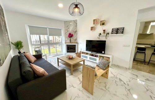 GATU Villa Serena piscina privada mayores de 25 años y familias - Foto 21