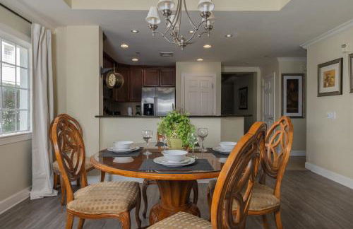 Golf Course Pool Covered patio 6MI to Disney - Foto 9