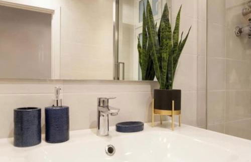 Oasis Sagrada Familia - Foto 13