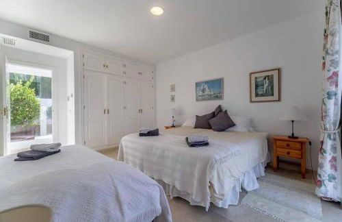 49-Exclusive Villa With Private Pool & Breathtaking Views in Mijas! - Photo 48