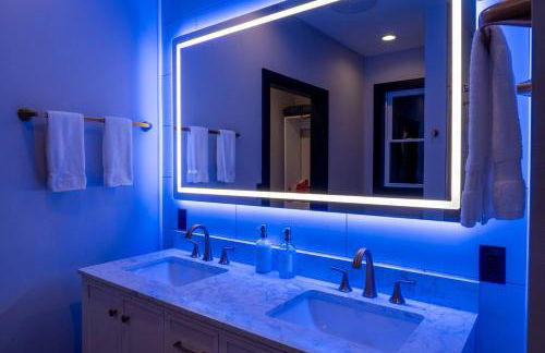 Bonnie n Clyde and Jesse James - Foto 12