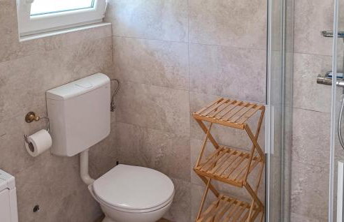 Nice Apartment In Gruda With Kitchen - Photo 16