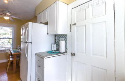 1BR 1BA NorthStar Bungalow. Just Steps to the beach and the bay. - Foto 9