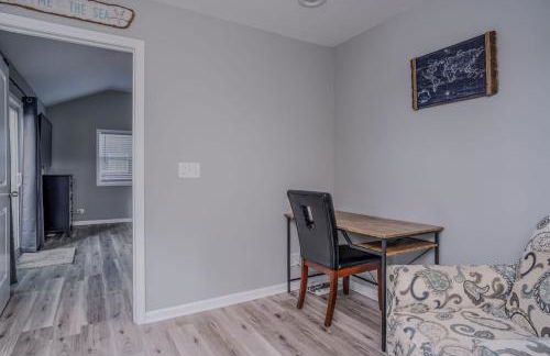 3BR 2BTH Waterfront Vacation Rental on Riverwalk to Downtown McHenry with Pier - Foto 46