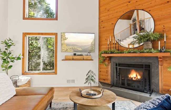 The Fancy Fox Stunning 4 BR Retreat, Min to Lake - Foto 1