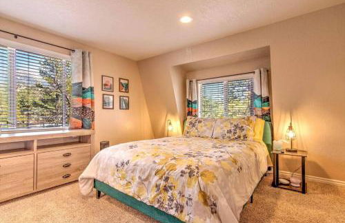 Blissfully Wild -with Hot Tub and pets are welcome - Foto 42