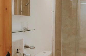 Stable lodge with Cosy Log Fire & Optional Hot tub - Foto 12