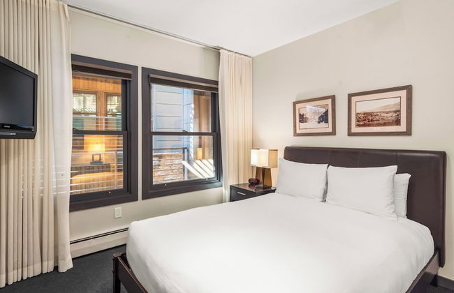 Durant Condominiums by Frias - Foto 23