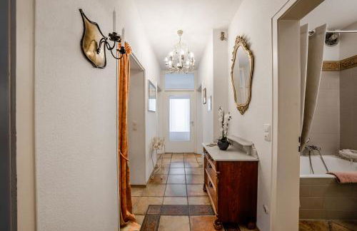 Villa Hedwig - Schwarzwald Apartments mit Thermalbad-Nähe & Balkon mit Bergblick - Foto 58