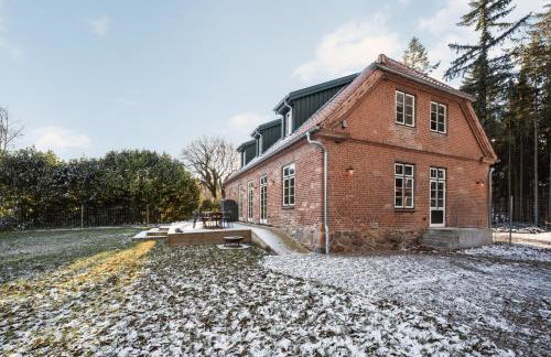 GUT KLETKAMP "Försterei" - Freistehendes Backsteinhaus mit 4 Schlafzimmern ruhig am Waldrand gelegen I Kamin I Garten & Terrasse I 15 Min zur Ostsee I 3 Bäder I Küche I Parkplatz I WLAN - Foto 30