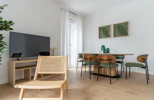 Stylish Central -4bedrooms 2bathrooms-Salamanca - Photo 4