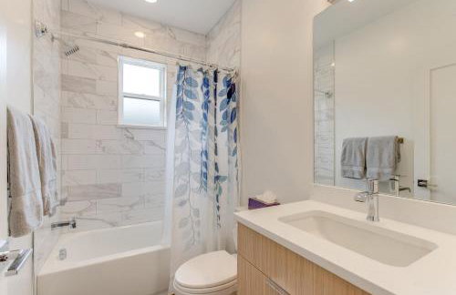 Walk to Med Ctrs and Dtwn Englewood Modern Home - Foto 10