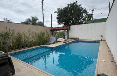 Casa Praia Grande 5min praia, 2 vagas, wi fi , 3 banheiros , piscina grande , freezer extra gelo , churrasqueira , até 9 pessoas - Photo 45