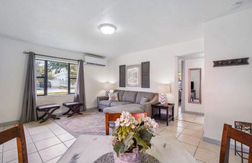 6 Mi to Downtown Orlando Quiet Home with Sunroom - Foto 7