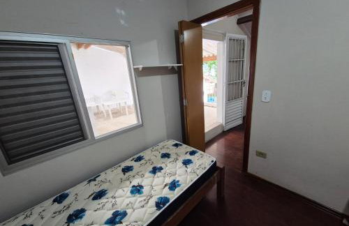 Casa 30mt da praia. Wi-Fi e 3 vagas. Cond fechado - Foto 16