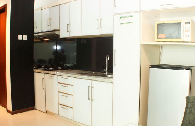 Great Location And Comfy 2Br Apartment At Thamrin Residence - Photo 7