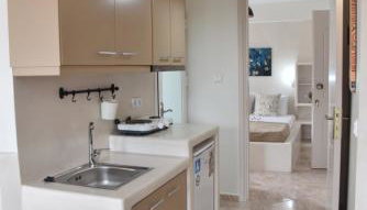 KyMa Studios and Suites - Foto 5