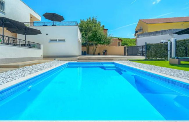 Villa Dreamin With Heated Pool & Hot Tub - Foto 18