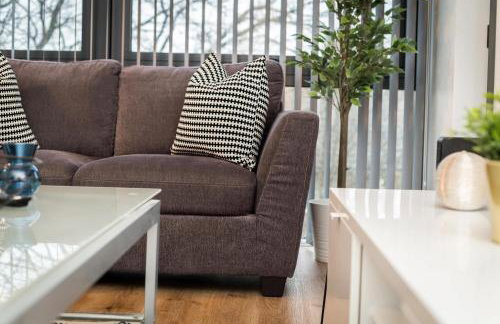 Liverpool City Centre with Free Parking - Sleeps 6! - Photo 8