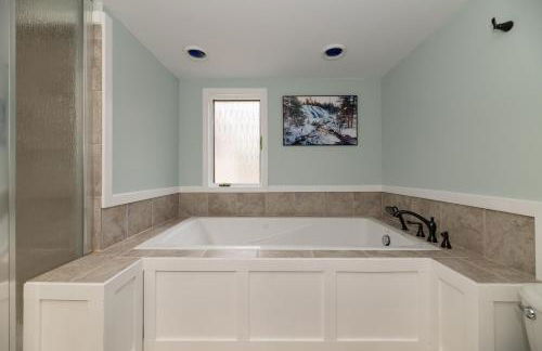 Plum Creek - Large home with 2 kitchens close to Pier Cove! - Foto 51