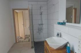 Ferienwohnung Krabbe im Haus-Neuharlingersiel - Photo 5