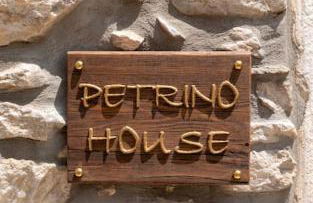 Petrino House - Photo 53