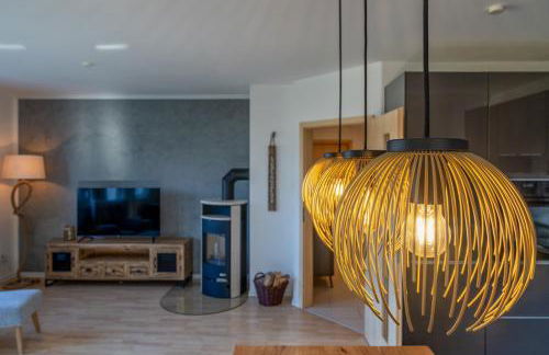 Lüftenblick - 2 Ferienwohnungen am Starnberger See, mit Terrasse oder Balkon, Weitblick, Sauna, Kamin, E-Ladestation - Foto 66