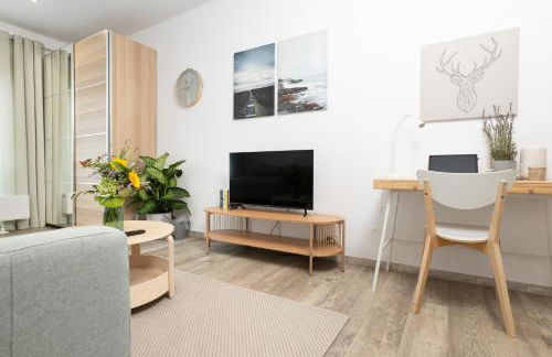 Apart4me Scandi Apartment Geislingen zentral mit Parkplatz - Foto 6