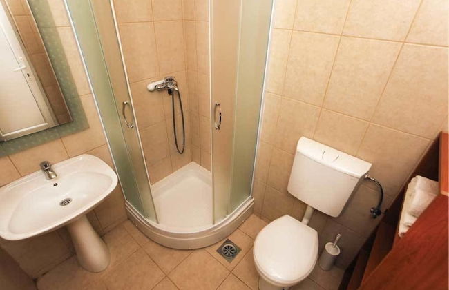 Vila Izvor - Foto 20