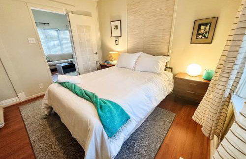 The Hideaway House - Private Peaceful Cozy - Foto 10