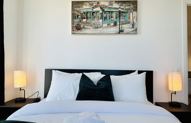 Panorama Suites Downtown Toronto - Photo 2