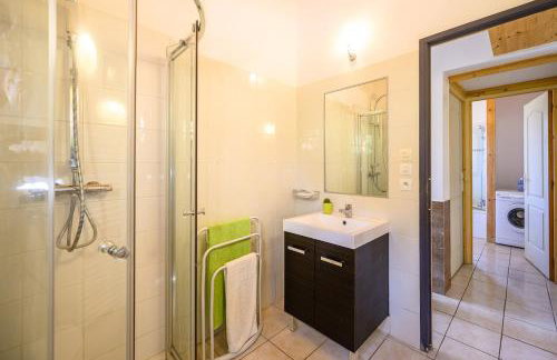 Ecolodge - Calme - Piscine privée - vue nature - Foto 19