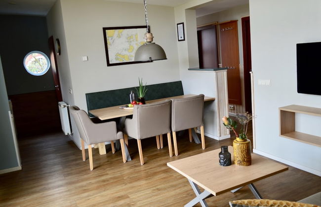 Bungalow in 's-gravenzande With Nautical Charm - Photo 24