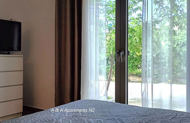 A & A Apartments - Photo 29